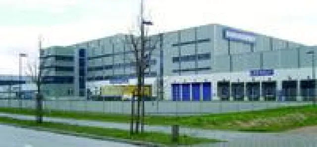 Bild: Budnikowsky nutzt innovatives Softwaresystem EXTEND 7000 zum Bedienen und Beobachten seiner Klimaanlagen