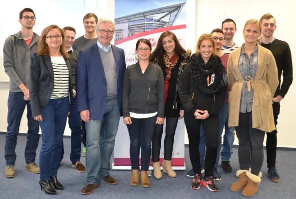 Bild: HdWM: Studenten begeistert von Vertriebs-Genie Stephan Heinrich – Motivationskick für die Studierenden