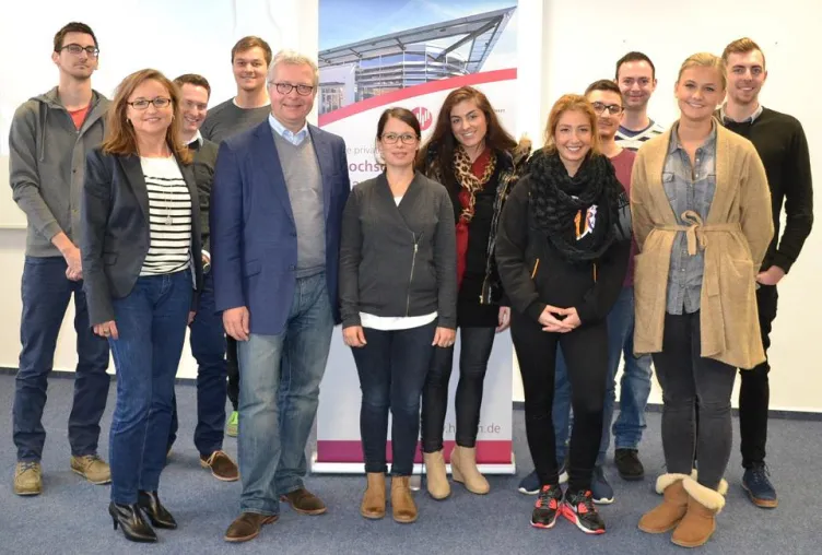 Bild: HdWM: Studenten begeistert von Vertriebs-Genie Stephan Heinrich – Motivationskick für die Studierenden