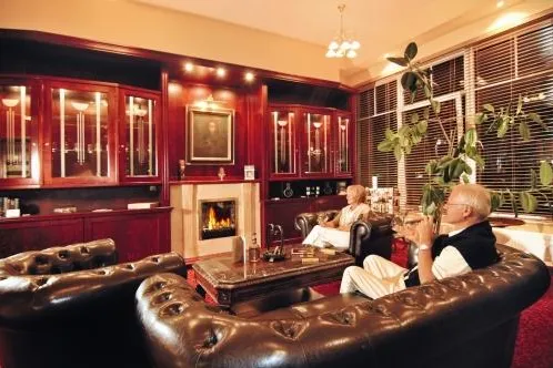 Die Cognac- und Zigarrenlounge im **** Parkhotel Bansin Bild: Die Cognac- und Zigarrenlounge im **** Parkhotel Bansin