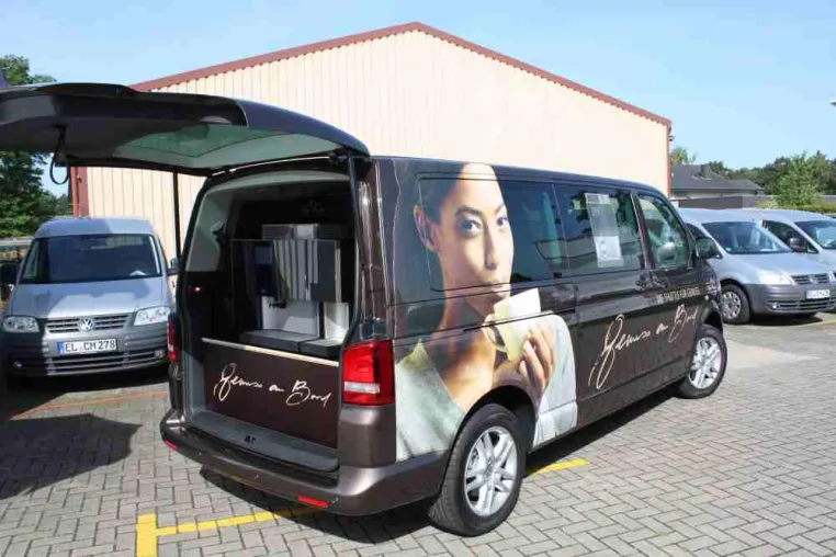 Bild: Genuss an Bord: Das neue VIP-Shuttle von Kaffee Partner