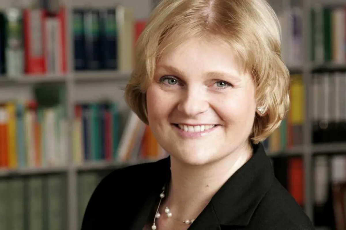 RA Cornelia Rose-Olbrisch