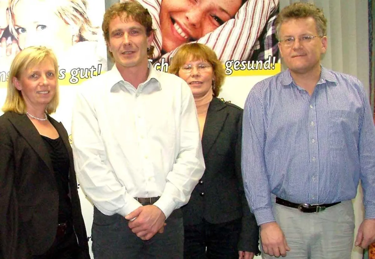 athome-Gründerin Annemarie Heuer begrüßte in der vergangenen Woche mit Christian Bunjes, Ingeborg Brunsing und Martin Leis gleich drei neue baubiologische Standortexperten in ihrem Verbund (v.l.).