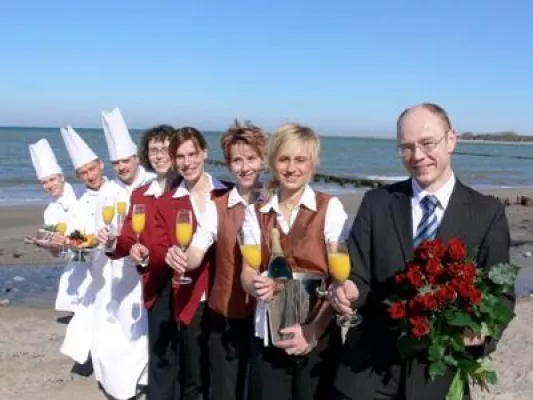 10 erfolgreiche Jahre Bel Air Hotel Glowe auf Rügen Bild: 10 erfolgreiche Jahre Bel Air Hotel Glowe auf Rügen