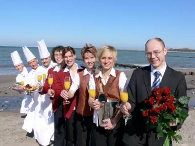 Bild: 10 erfolgreiche Jahre Bel Air Hotel Glowe auf Rügen