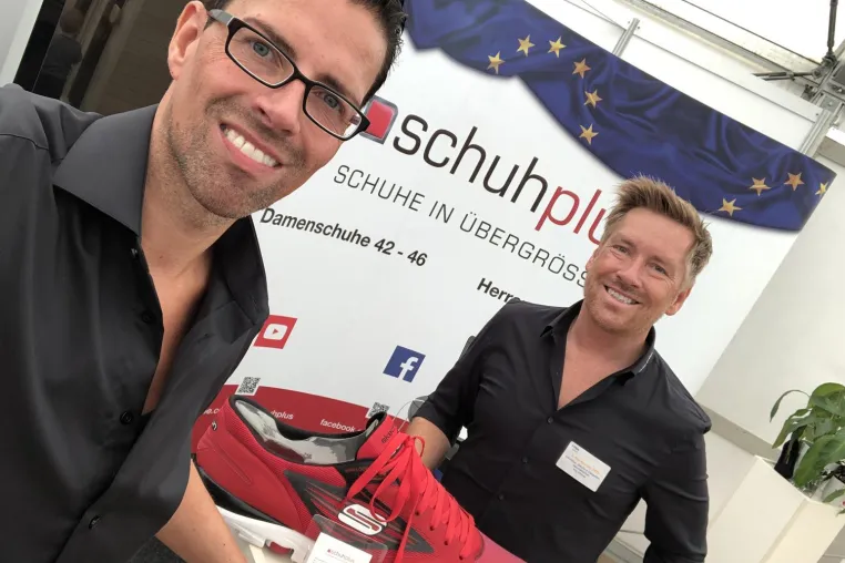 Bild: Luftaufnahmen von der 4. Nord-Schau am c-Port Saterland von schuhplus