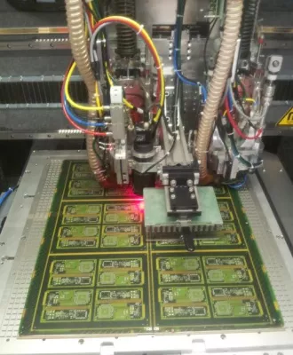 Bild: Posalux entwickelt den Bohr- und Fraesprozess weiter und erschließt neue Maerkte