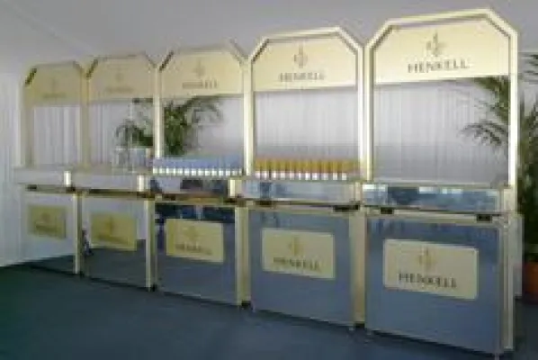 Isinger + Merz schon seit 20 Jahren auf Wiesbadener Pfingstturnier vertreten Bild: Isinger + Merz schon seit 20 Jahren auf Wiesbadener Pfingstturnier vertreten