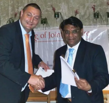 Gehrlicher Solar AG und Greenforce Enviro Pvt. Ltd. gründen Joint Venture in Indien Bild: Gehrlicher Solar AG und Greenforce Enviro Pvt. Ltd. gründen Joint Venture in Indien