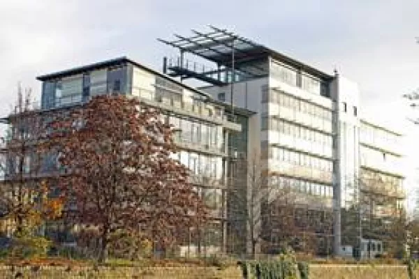 DIP-Partner AENGEVELT vermittelt Weiterbildungsunternehmen Standort in Dresden Bild: DIP-Partner AENGEVELT vermittelt Weiterbildungsunternehmen Standort in Dresden