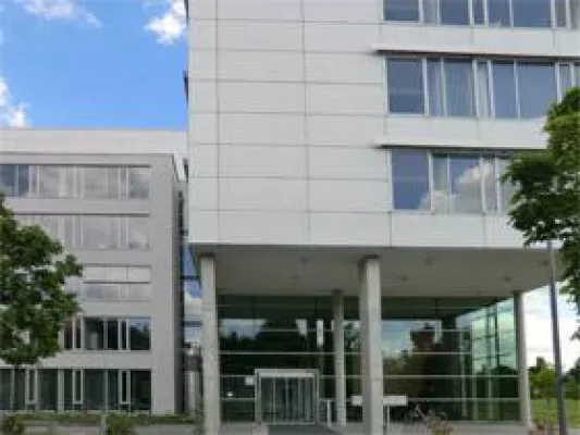 Bild: KUMAVISION mit neuem Standort Stuttgart-Degerloch: Offizielle Eröffnung am 15. Oktober 2014