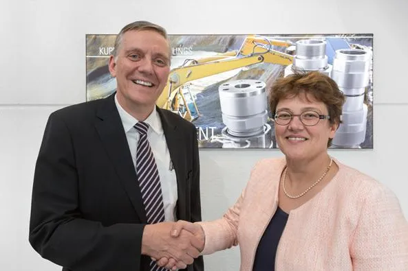 Voswinkel wird Teil der Stauff Gruppe Bild: Voswinkel wird Teil der Stauff Gruppe
