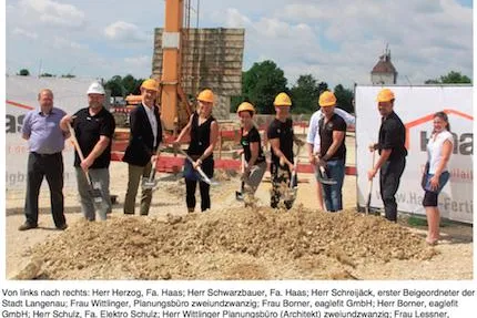 eaglefit® setzt auf Holz -700 Fitnessgeräteanbieter wächst Bild: eaglefit® setzt auf Holz -700 Fitnessgeräteanbieter wächst