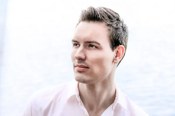 Bild: Für immer wir Zwei - der neue Hit von Simon Wild 