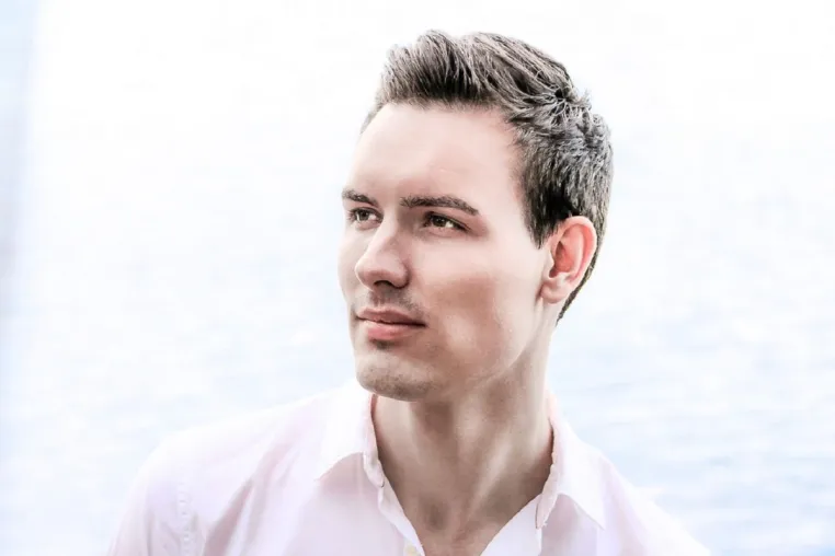 Bild: Für immer wir Zwei - der neue Hit von Simon Wild 