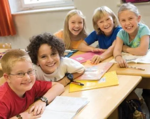 Nachhilfe-Institut Mini-Lernkreis startet Schreibwettbewerb Bild: Nachhilfe-Institut Mini-Lernkreis startet Schreibwettbewerb