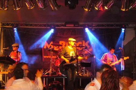 Merrick live Band feiert 10 Jahre Bild: Merrick live Band feiert 10 Jahre