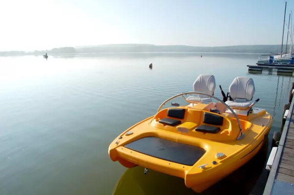 Bild: Österreichpremiere für das erste WaterPedelec SeaScape12 powered by BionX™ am Neusiedlersee