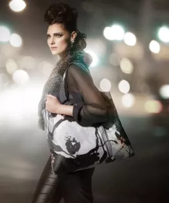 Bild: Mode online shopping - Einkauf ohne Plastiksack
