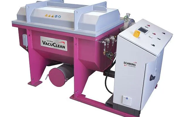 Bild: Thermischer Reinigungsspezialist SCHWING Technologies auf Kunststoffmesse Fakuma 2018