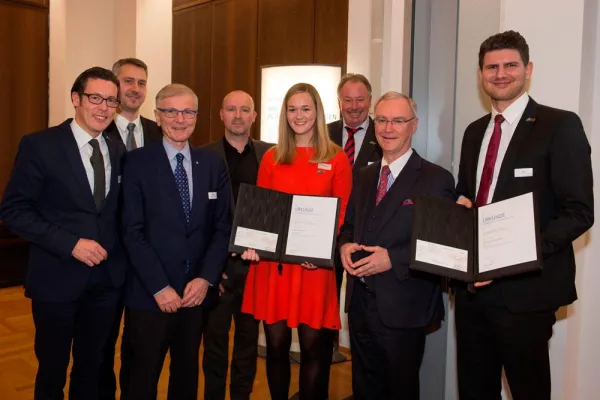 Bürohäuser aus Stahlbeton und Holz und Optimierung von Traktorengetrieben / Hans-Messer-Preis 2016 verliehen Bild: Bürohäuser aus Stahlbeton und Holz und Optimierung von Traktorengetrieben / Hans-Messer-Preis 2016 verliehen