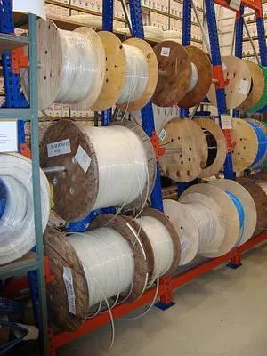 Metergenaue Lieferung von Druckluft-Schläuchen Bild: Metergenaue Lieferung von Druckluft-Schläuchen