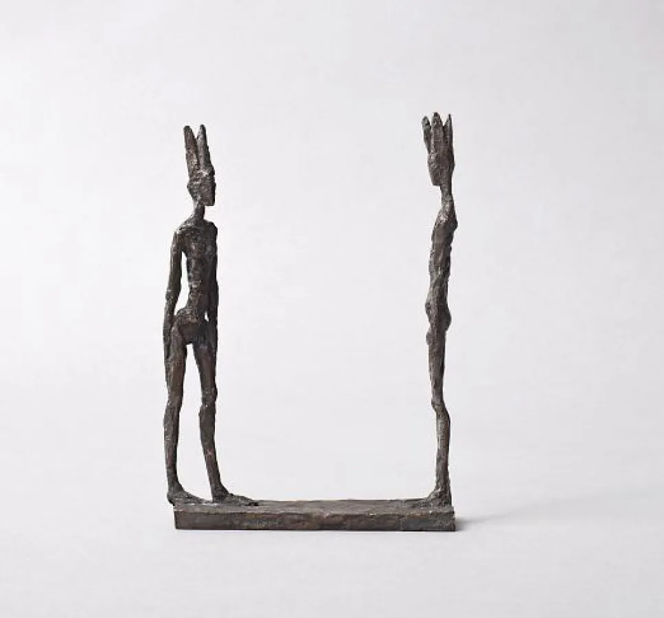 Sibylle Waldhausen, Schach!, 2010, Bronze, 15 x 10 x 3 cm, Foto: Ingo Neumann