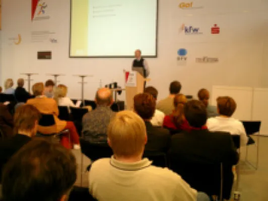 Bild: Drei Fragen - Drei Antworten: PR für Existenzgründer - Kontakta in Dortmund