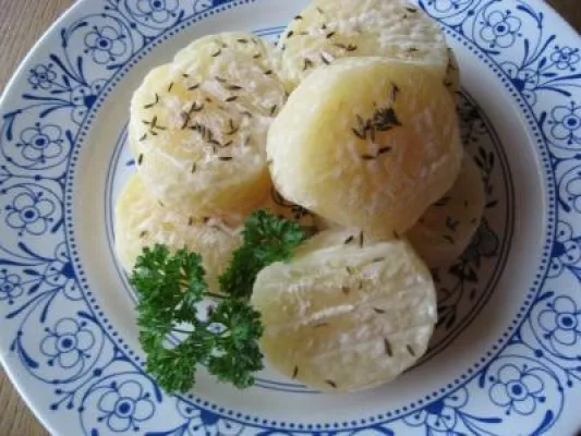 Harzer Käse hilft bei Figurproblemen und ist gesund für Sportler Bild: Harzer Käse hilft bei Figurproblemen und ist gesund für Sportler