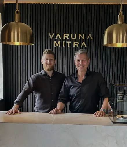 Stuntman mit eigener Edel Manufaktur Bild: Stuntman mit eigener Edel Manufaktur