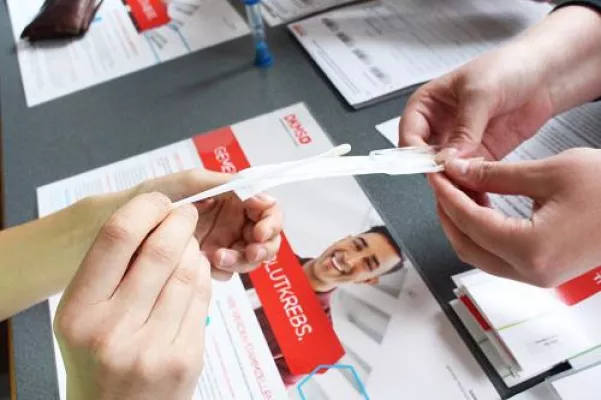 Bild: Leben retten, so einfach: Rund 48 Auszubildende haben sich als Spender registrieren lassen