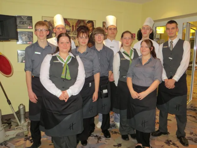 Bild: Martinstag im Holiday Inn Berlin-Mitte – Auszubildende luden zu Gans und Rotkohl ein