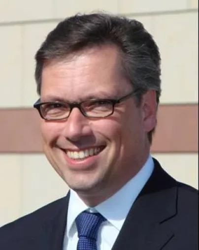 Neuer Leiter Vermögensmanagement Firmenkunden bei der Volksbank Mittelhessen Bild: Neuer Leiter Vermögensmanagement Firmenkunden bei der Volksbank Mittelhessen