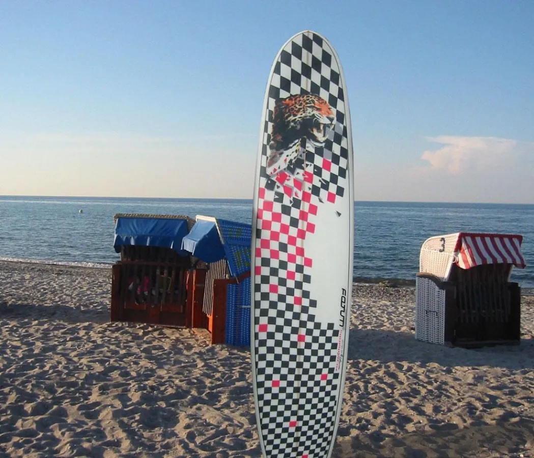 Customised Longboard Grafic Design von den Hamburger FREAKS of FASHION