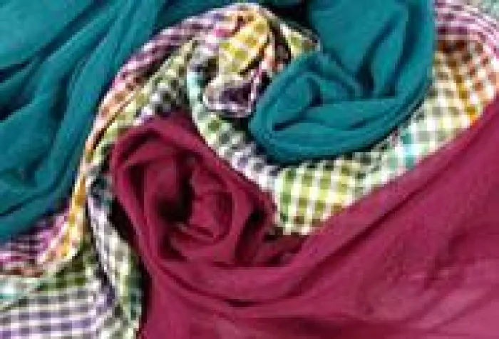 Bild: Der Sommer leuchtet - Frankreich enthüllt die Trends 2011