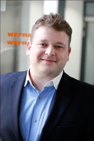 Sándor Kónya plant für WEFRA Mediaplus Bild: Sándor Kónya plant für WEFRA Mediaplus