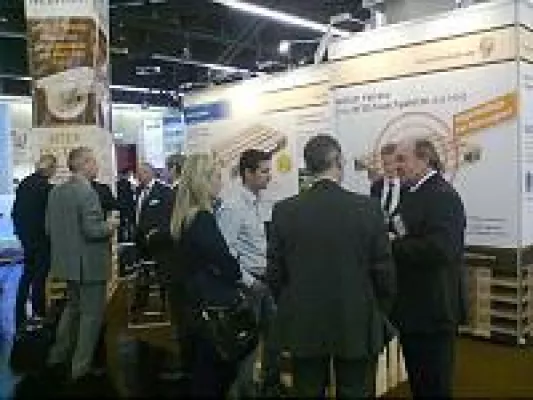 Bild: Messerückblick FachPack 2012: Neue RFID-Palette von Falkenhahn lockt Messebesucher aus aller Welt