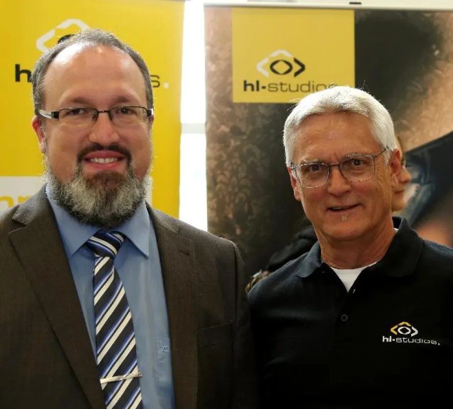 (Foto: © hl-studios): Prof. Müller-Feuerstein (HS Ansbach ) und Hans-Jürgen Krieg (hl-studios)