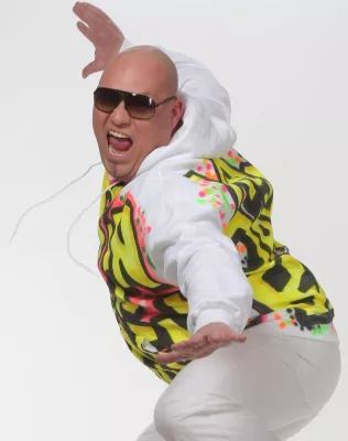 Buddy mit „Bass an, Kopf aus“: Sommerliches Lebensgefühl Bild: Buddy mit „Bass an, Kopf aus“: Sommerliches Lebensgefühl