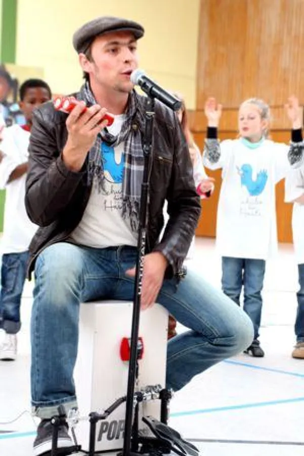 Max Mutzke in der Gewinnerschule der Aktion 