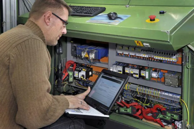 Symate und die TU Dresden präsentieren neue Lösung für die automatisierte Optimierung von Fertigungsprozessen Bild: Symate und die TU Dresden präsentieren neue Lösung für die automatisierte Optimierung von Fertigungsprozessen