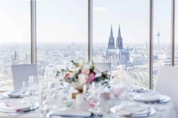 Bild: Koch-Events über den Dächern Kölns