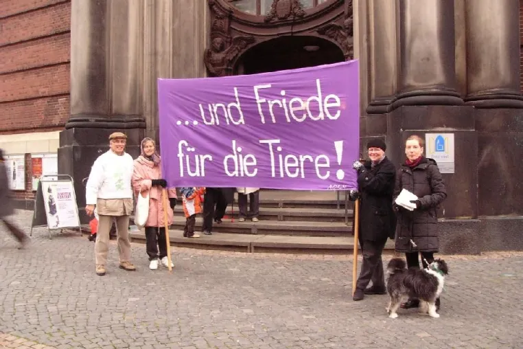 Bild: ... und Friede auch für Tiere