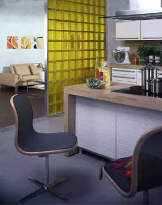 Bild: Quadratisch, praktisch, gut – Trendige Glasbausteine aus Acryl