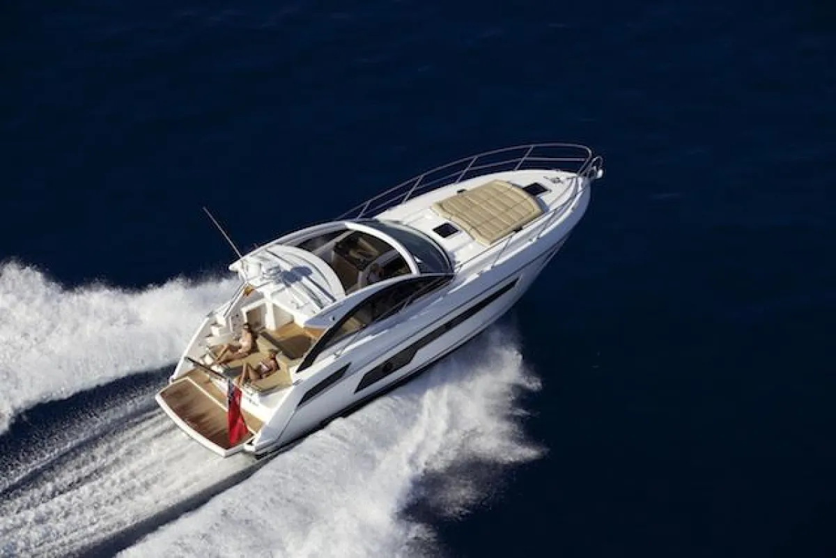 Die neue Sunseeker Portofino 40