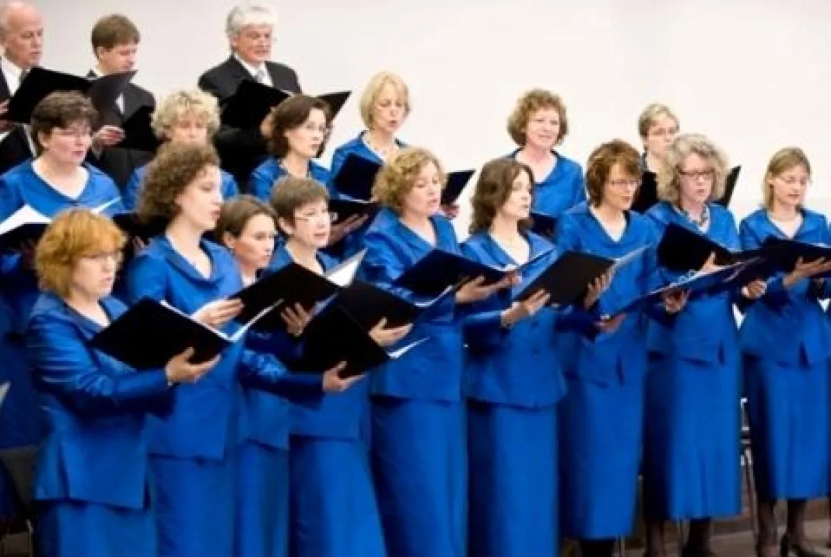 Mit der Wiederaufführung der Matthäus-Passion 1829  trug der Cäcilien-Chor zur Renaissance der Bachschen Werke im 19. Jahrhundert bei.