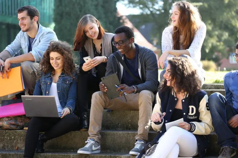 Kommen, schauen, informieren: Jacobs University lädt ein zum Open House Bild: Kommen, schauen, informieren: Jacobs University lädt ein zum Open House