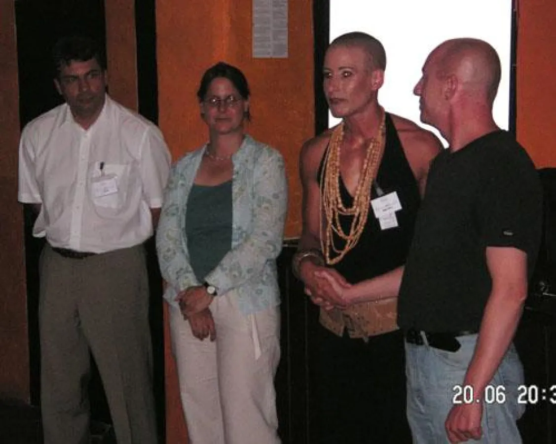 Eine starke Truppe: Antonio Biondo (Referent), Susanne Donn (Kartei der Not), Nadine Rebel (Organisatorin), Adi Weidenbacher (Wirt des Striese)