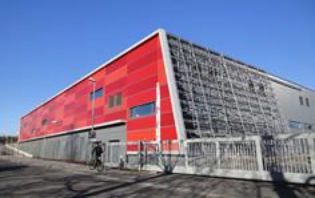 DIP-Partner AENGEVELT vermarket erfolgreich 37.000 m² Produktions-/Logistikfläche im Raum Dresden Bild: DIP-Partner AENGEVELT vermarket erfolgreich 37.000 m² Produktions-/Logistikfläche im Raum Dresden