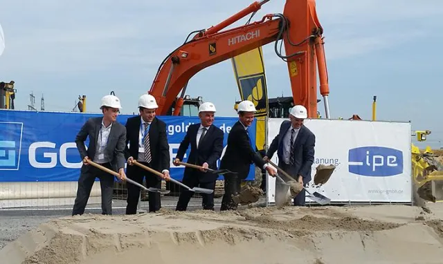 Bild: Baubeginn der neuen Fuyao Europazentrale